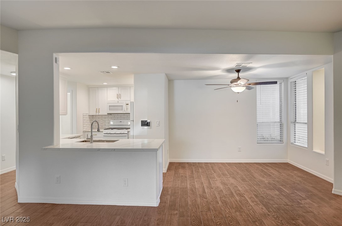 2050 West Warm Springs Road, Unit 4512 Henderson, NV 89014 - Photo 4 of 37