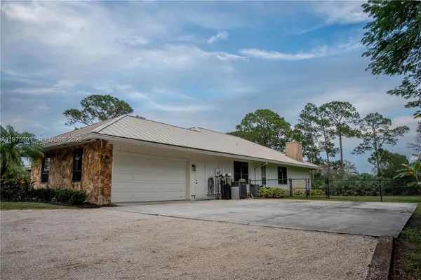 $1,225,000 | 1872 Southeast Colony Way, Jupiter, FL 33478