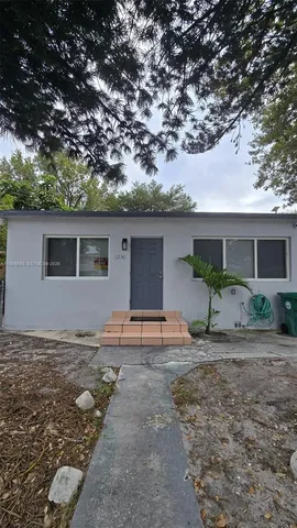 $3,150 | 1230 Northwest 70th Street, Unit 1230, Miami, FL 33147