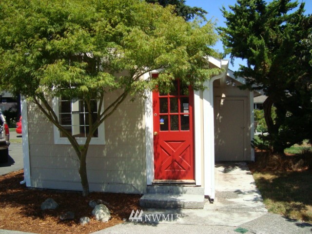 11313 Southeast Sedgwick Road Port Orchard, WA 98366 - Photo 15 of 25 Gallery Image 15