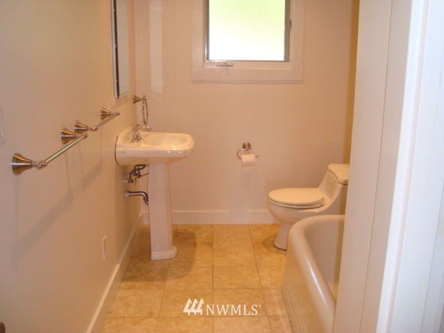 11313 Southeast Sedgwick Road Port Orchard, WA 98366 - Photo 20 of 25 Gallery Image 20