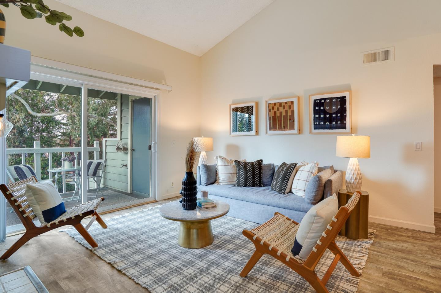 37050 Meadowbrook Common, Unit 302 Fremont, CA 94536 - Photo 6 of 21 a living room with furniture