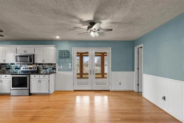 $425,000 | 20952 West 125th Terrace, Olathe, KS 66061