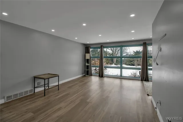 $225,000 | 482 Woodstock Avenue, Tonawanda, NY 14150