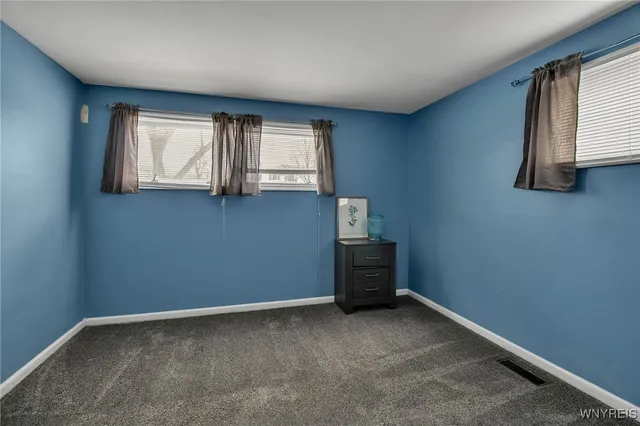 $225,000 | 482 Woodstock Avenue, Tonawanda, NY 14150