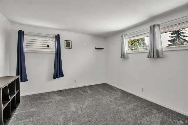 $225,000 | 482 Woodstock Avenue, Tonawanda, NY 14150