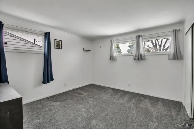 $225,000 | 482 Woodstock Avenue, Tonawanda, NY 14150