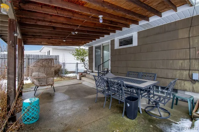 $225,000 | 482 Woodstock Avenue, Tonawanda, NY 14150