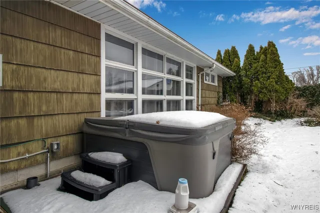 $225,000 | 482 Woodstock Avenue, Tonawanda, NY 14150