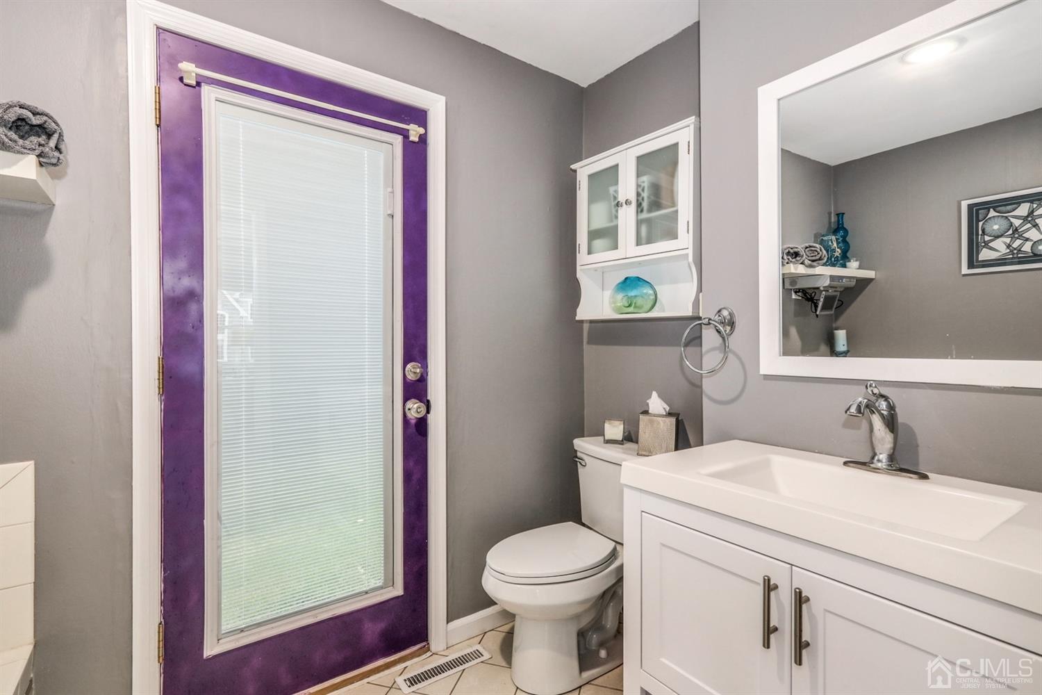 217 Oxford Road Edison, NJ 08820 - Photo 16 of 27 a bathroom with a sink toilet and shower