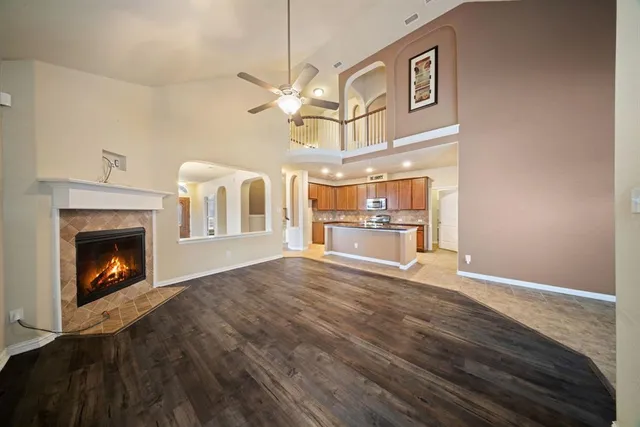 $424,900 | 533 Shasta Street, DeSoto, TX 75115