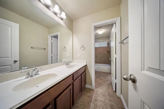 $449,900 | 533 Shasta Street, DeSoto, TX 75115