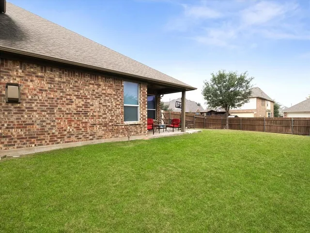 $449,900 | 533 Shasta Street, DeSoto, TX 75115