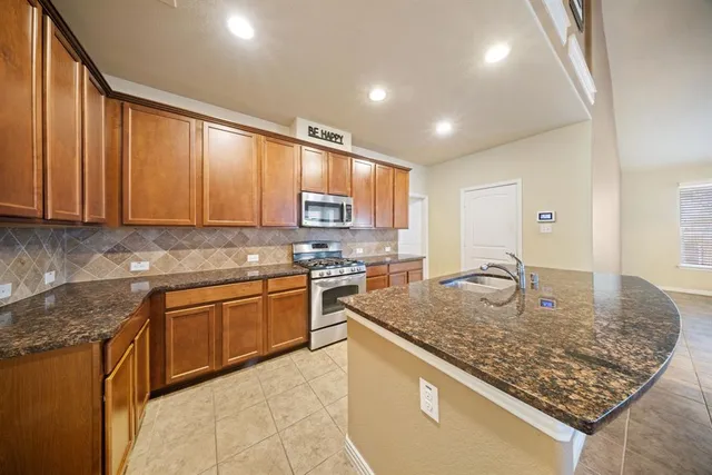 $449,900 | 533 Shasta Street, DeSoto, TX 75115