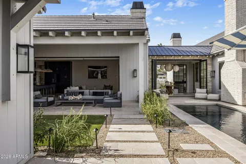 $4,695,000 | 4121 North 64th Place, Scottsdale, AZ 85251