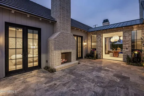 $4,695,000 | 4121 North 64th Place, Scottsdale, AZ 85251