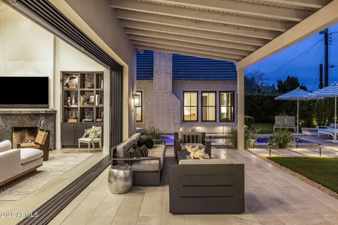 $4,695,000 | 4121 North 64th Place, Scottsdale, AZ 85251