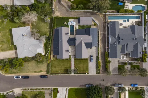 $4,695,000 | 4121 North 64th Place, Scottsdale, AZ 85251