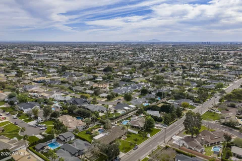 $4,695,000 | 4121 North 64th Place, Scottsdale, AZ 85251