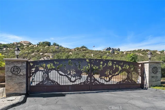 $2,599,888 | 42125 Calle Parama, Murrieta, CA 92562