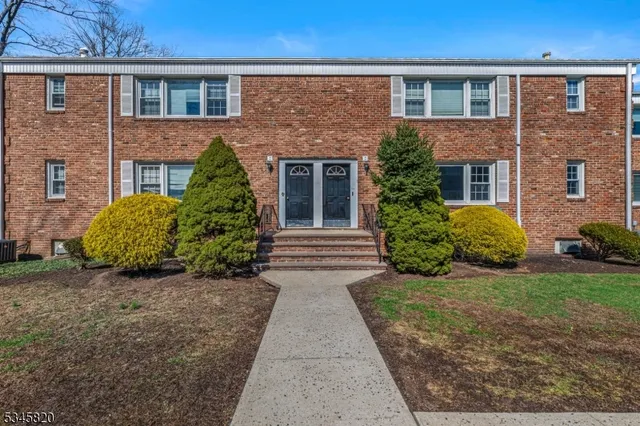 $249,900 | 15 Dartmouth Avenue, Unit 3A, Bridgewater, NJ 08807