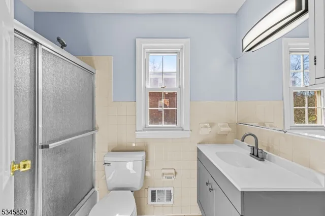 $249,900 | 15 Dartmouth Avenue, Unit 3A, Bridgewater, NJ 08807