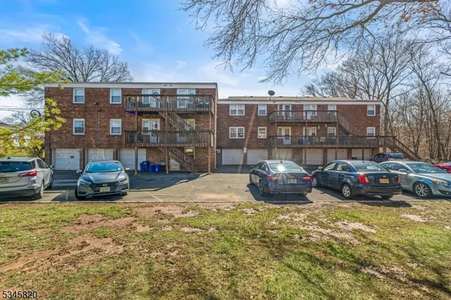 $249,900 | 15 Dartmouth Avenue, Unit 3A, Bridgewater, NJ 08807