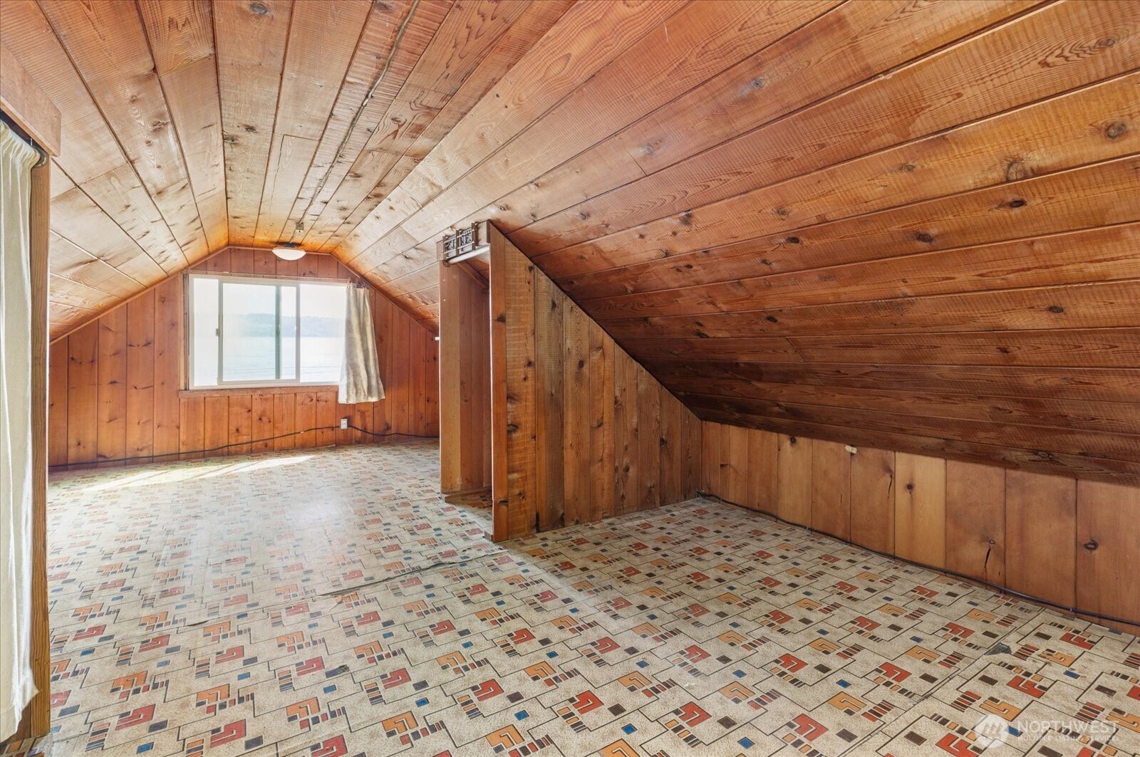 8339 South Franklin Road Clinton, WA 98236 - Photo 20 of 38