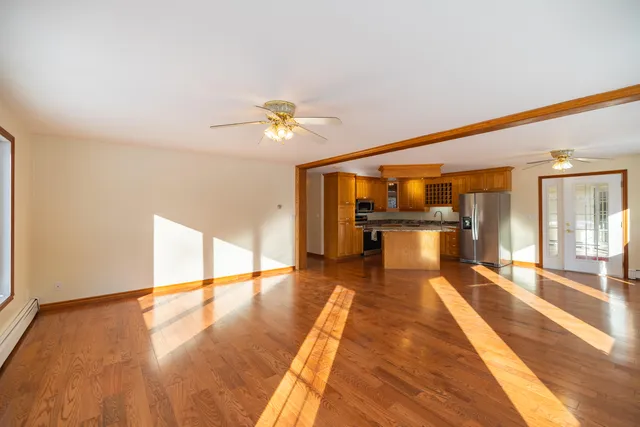 $479,900 | 701 Highway 202, Monmouth, ME 04265