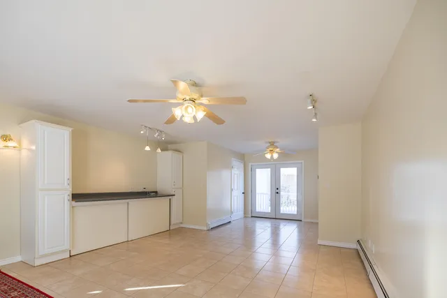 $479,900 | 701 Highway 202, Monmouth, ME 04265