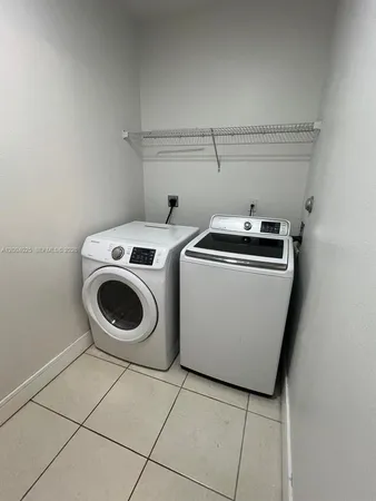$2,850 | 7570 Northwest 176th Terrace, Unit 7570, Hialeah, FL 33015