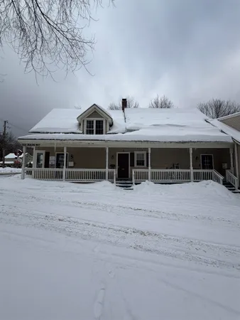 $2,100 | 211 Main Street, Ludlow, VT 05149