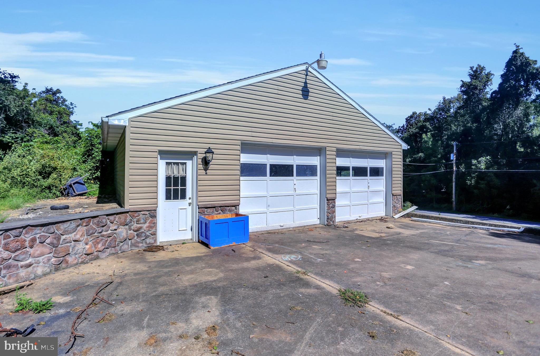 61 Flaharty Road Airville, PA 17302 - Photo 5 of 18 Oversized detached garage can easily fit 4 cars