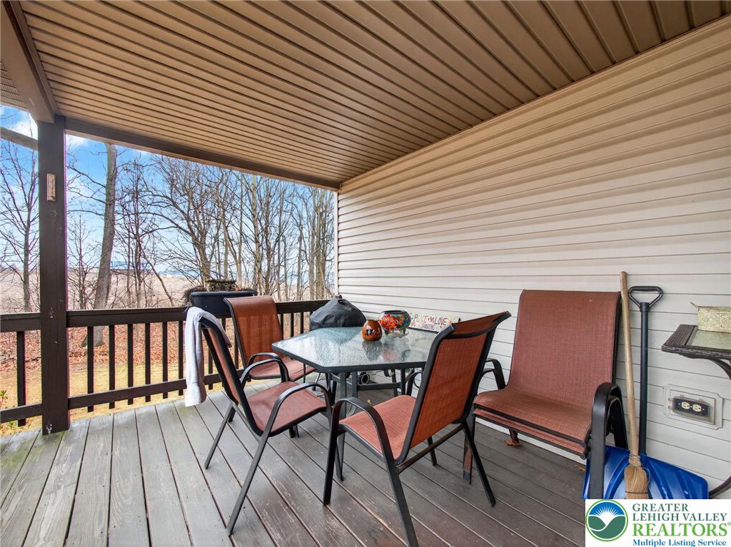 7733 Harbor Court Slatington, PA 18080 - Photo 14 of 50