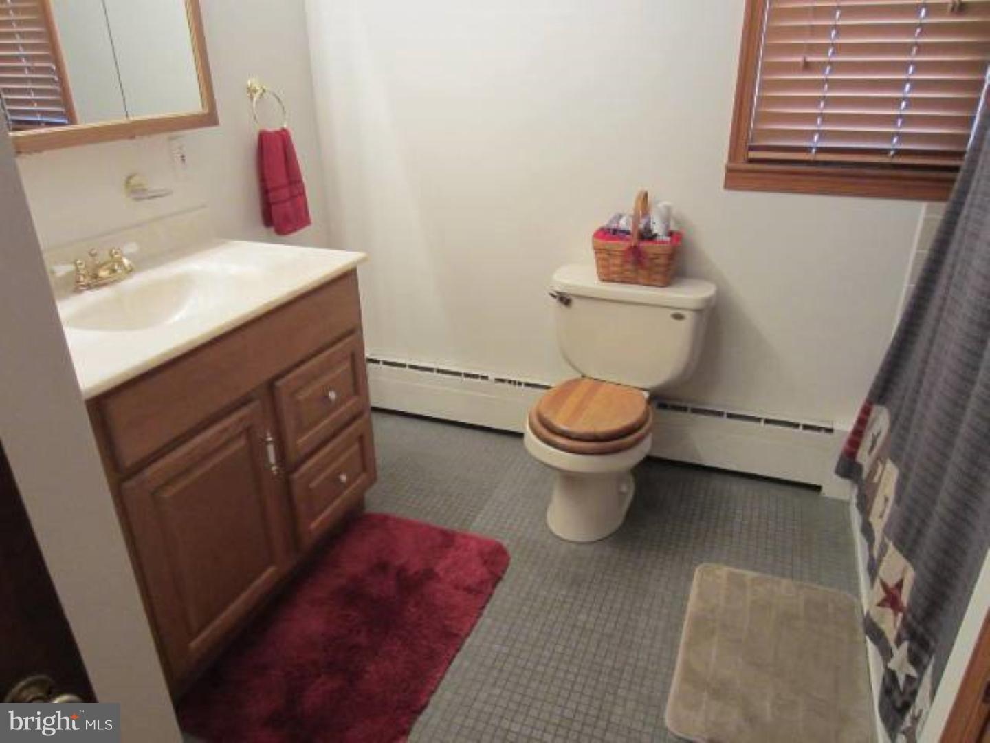 874 Municipal Road Walnutport, PA 18088 - Photo 11 of 25