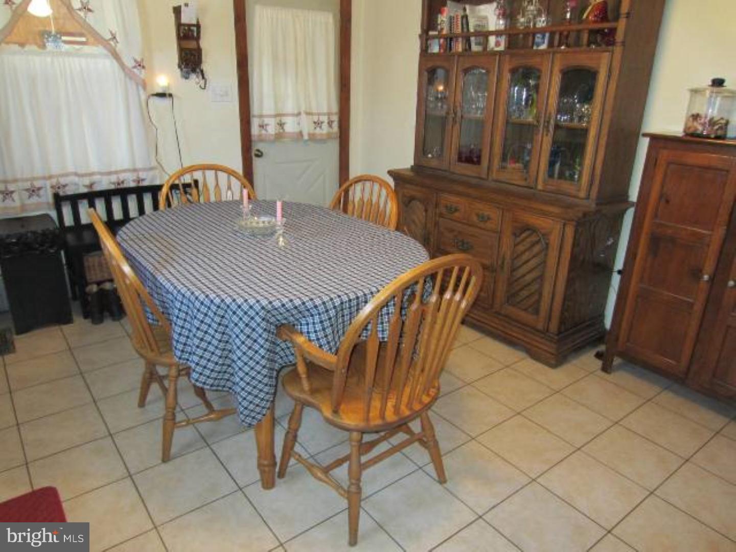 874 Municipal Road Walnutport, PA 18088 - Photo 9 of 25