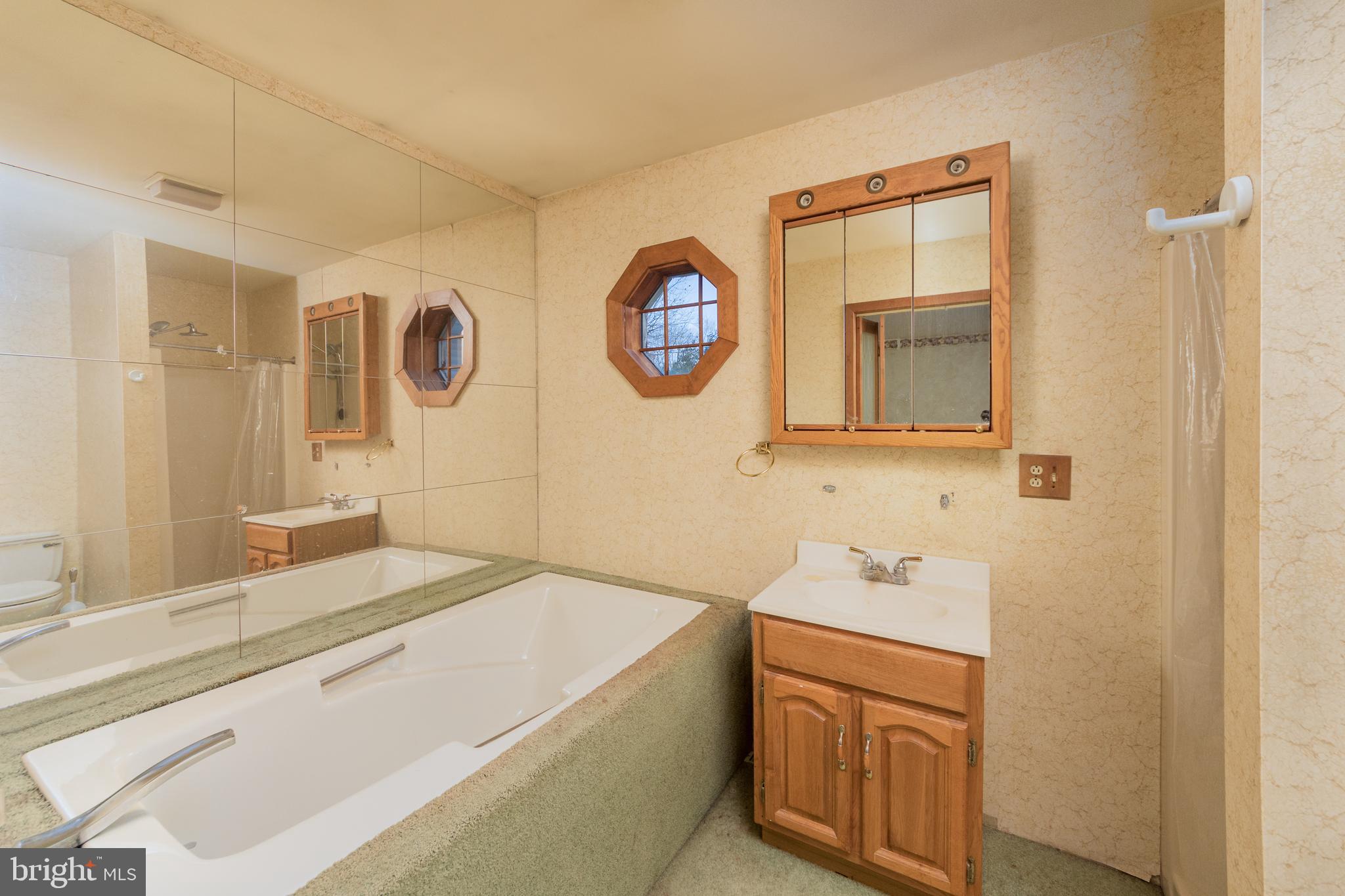 374 Ironstone Ridge Road Lancaster, PA 17603 - Photo 16 of 45