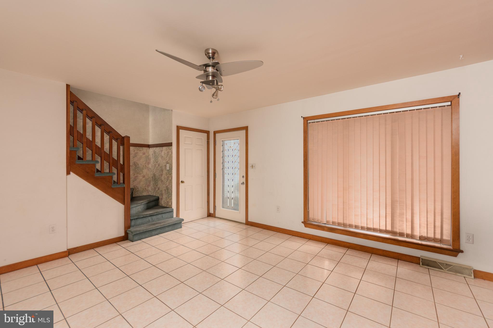 374 Ironstone Ridge Road Lancaster, PA 17603 - Photo 7 of 45