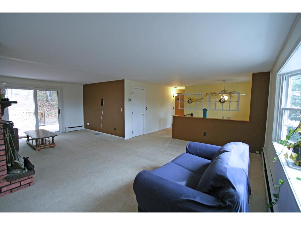 372 Boston Post Road Amherst, NH 03031 - Photo 11 of 36