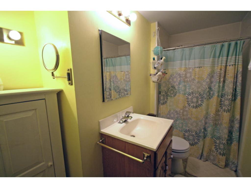 372 Boston Post Road Amherst, NH 03031 - Photo 16 of 36