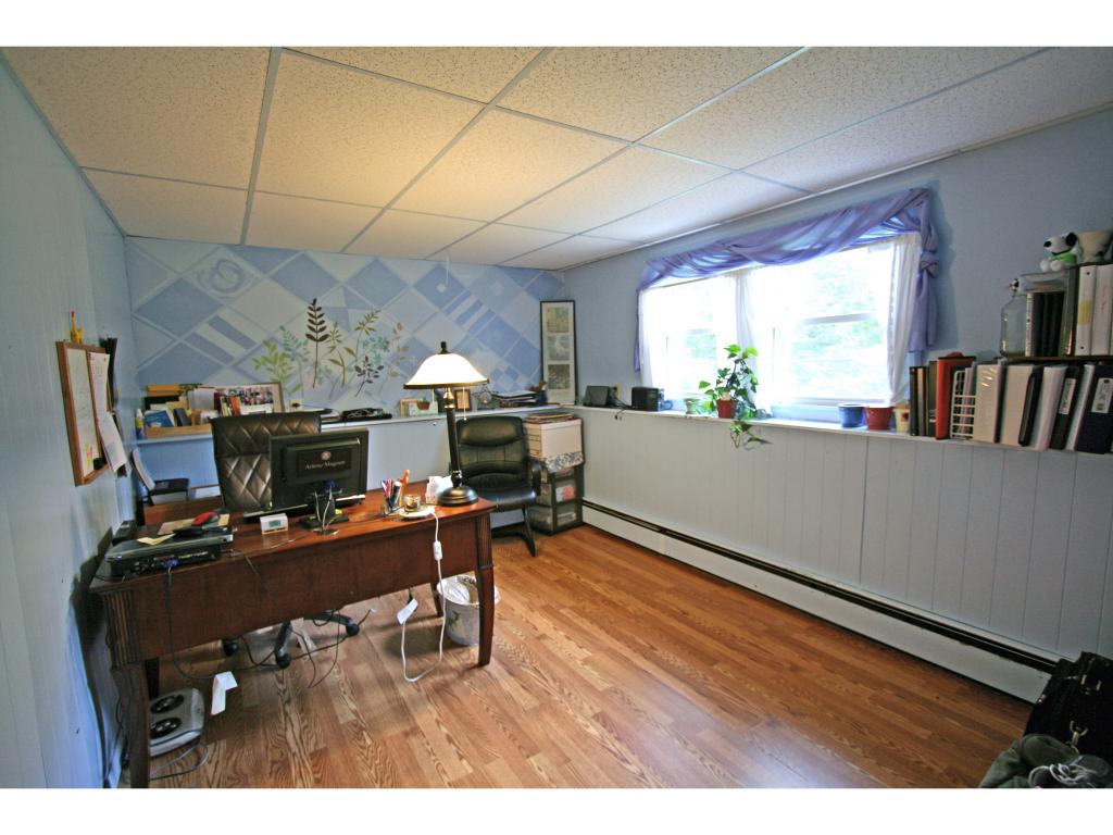 372 Boston Post Road Amherst, NH 03031 - Photo 26 of 36
