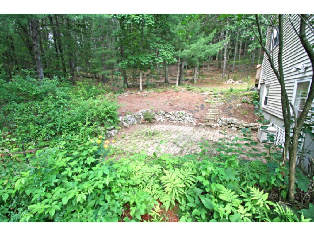 372 Boston Post Road Amherst, NH 03031 - Photo 31 of 36