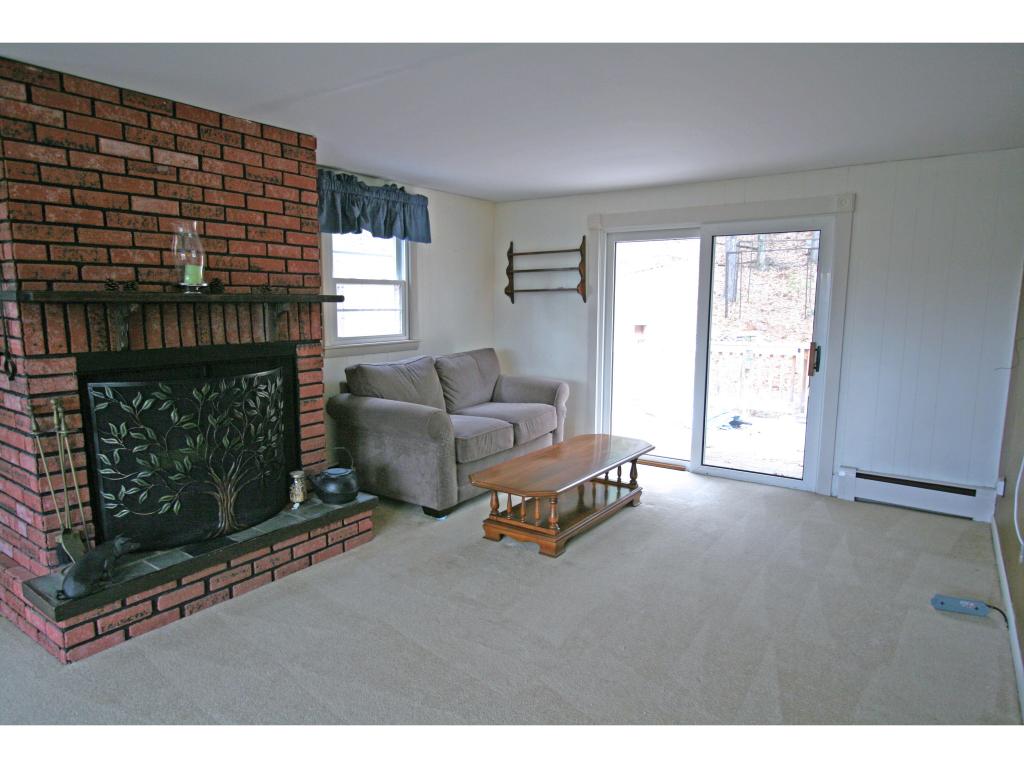 372 Boston Post Road Amherst, NH 03031 - Photo 10 of 36