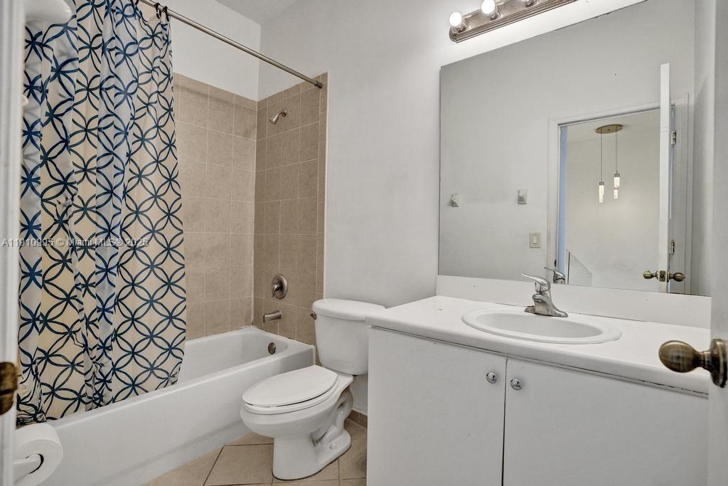 12931 Southwest 134th Terrace Miami, FL 33186 - Photo 22 of 33