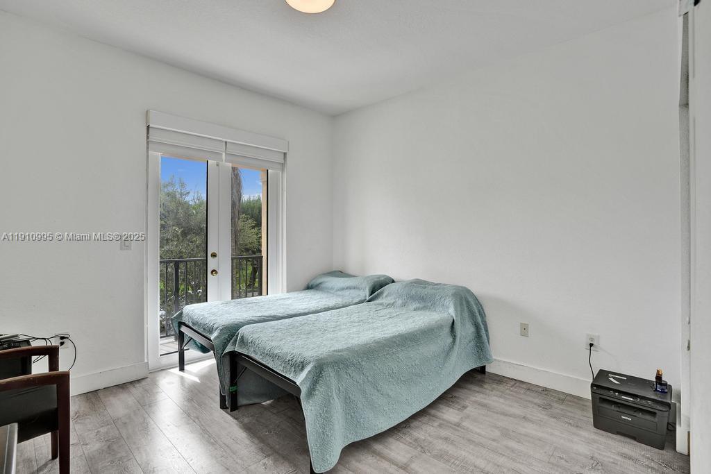 12931 Southwest 134th Terrace Miami, FL 33186 - Photo 25 of 33