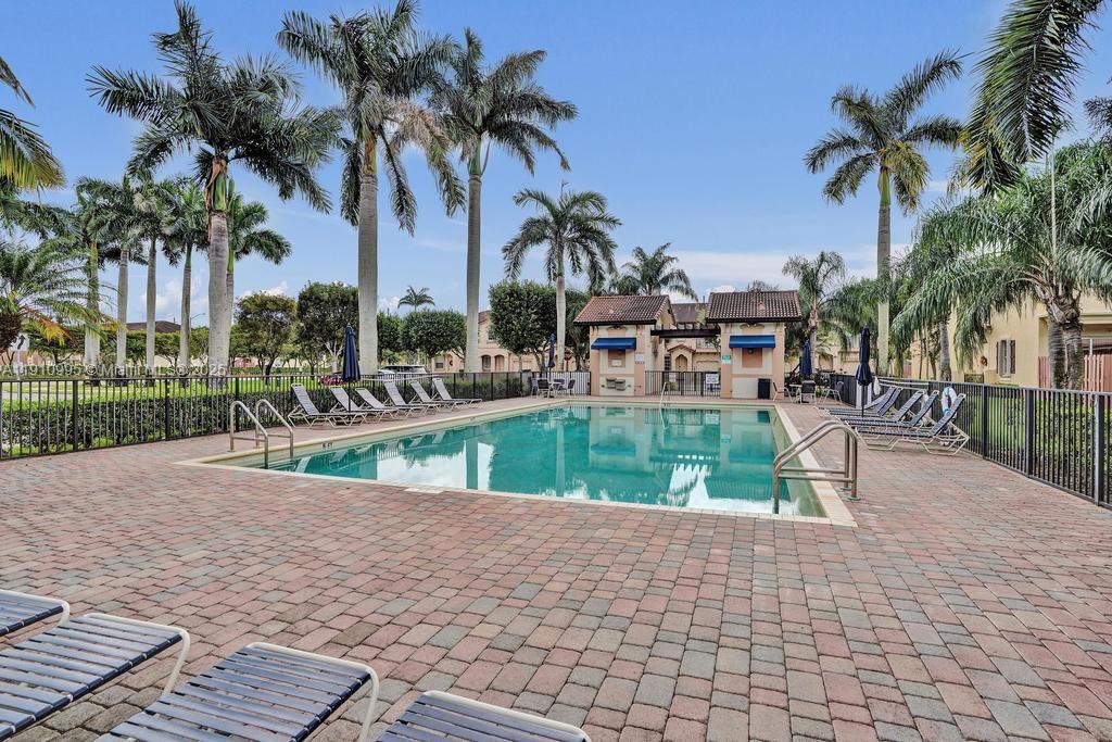 12931 Southwest 134th Terrace Miami, FL 33186 - Photo 31 of 33