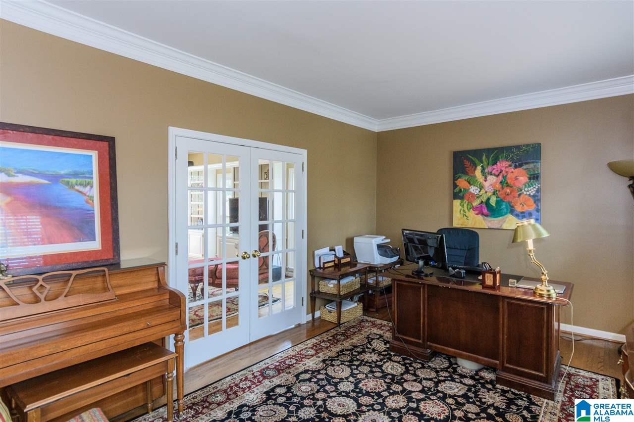 600 Stratton Court Birmingham, AL 35209 - Photo 4 of 50