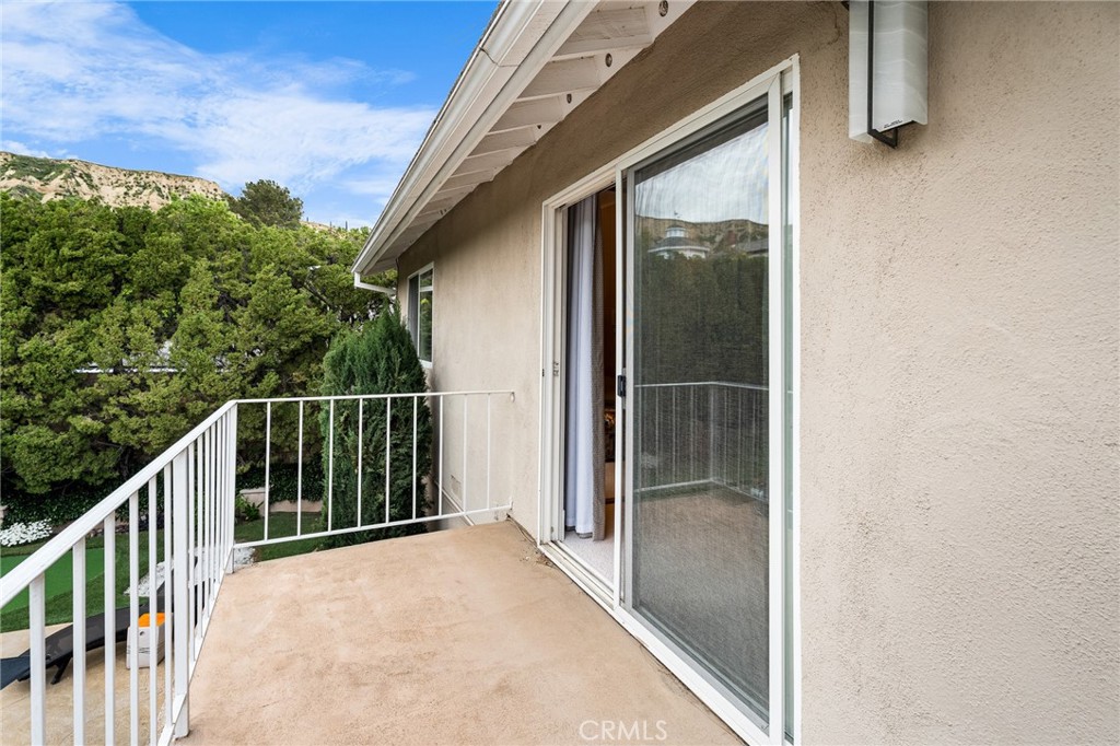 18927 Granada Circle Porter Ranch, CA 91326 - Photo 44 of 75