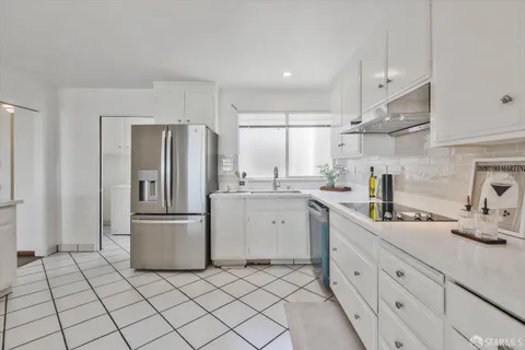 $2,400,000 | 915 Burnett Avenue, San Francisco, CA 94131
