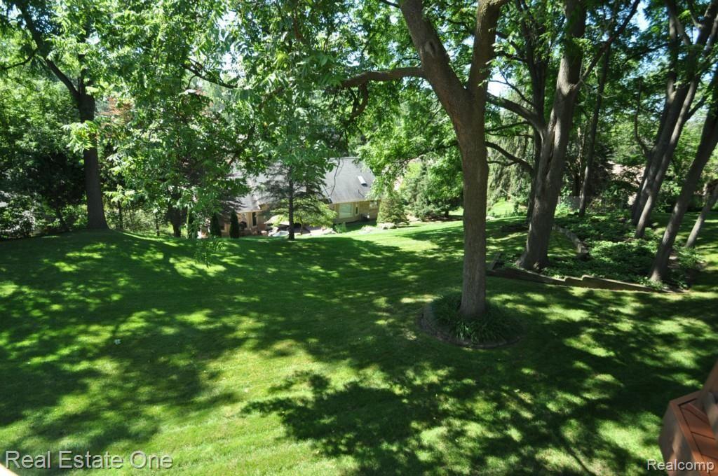 923 Ravine Terrace Drive Rochester, MI 48307 - Photo 25 of 30 24.jpg